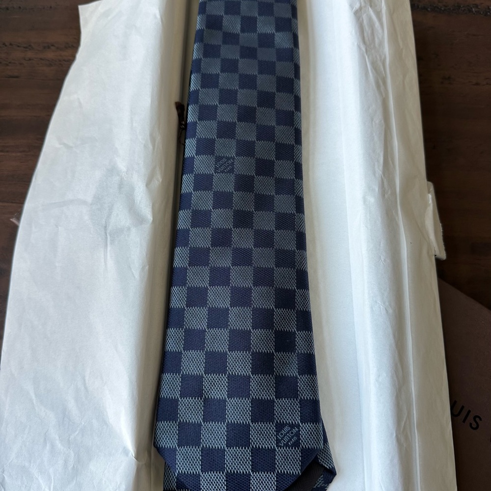 Louis Vuitton Damier Classique Tie